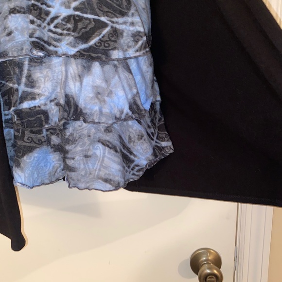 ✨I.N. STUDIO RUFFLE LONG SLEEVE TOP - Picture 7 of 8